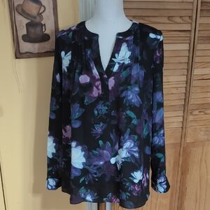 Simply Vera Vera Wang Black, Pink and Purple Floral Blouse Roll Tab Sleeves M